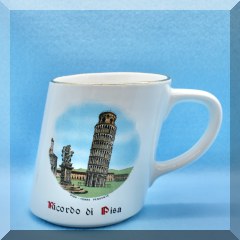K13. Leaning Tower of Pisa mug. 